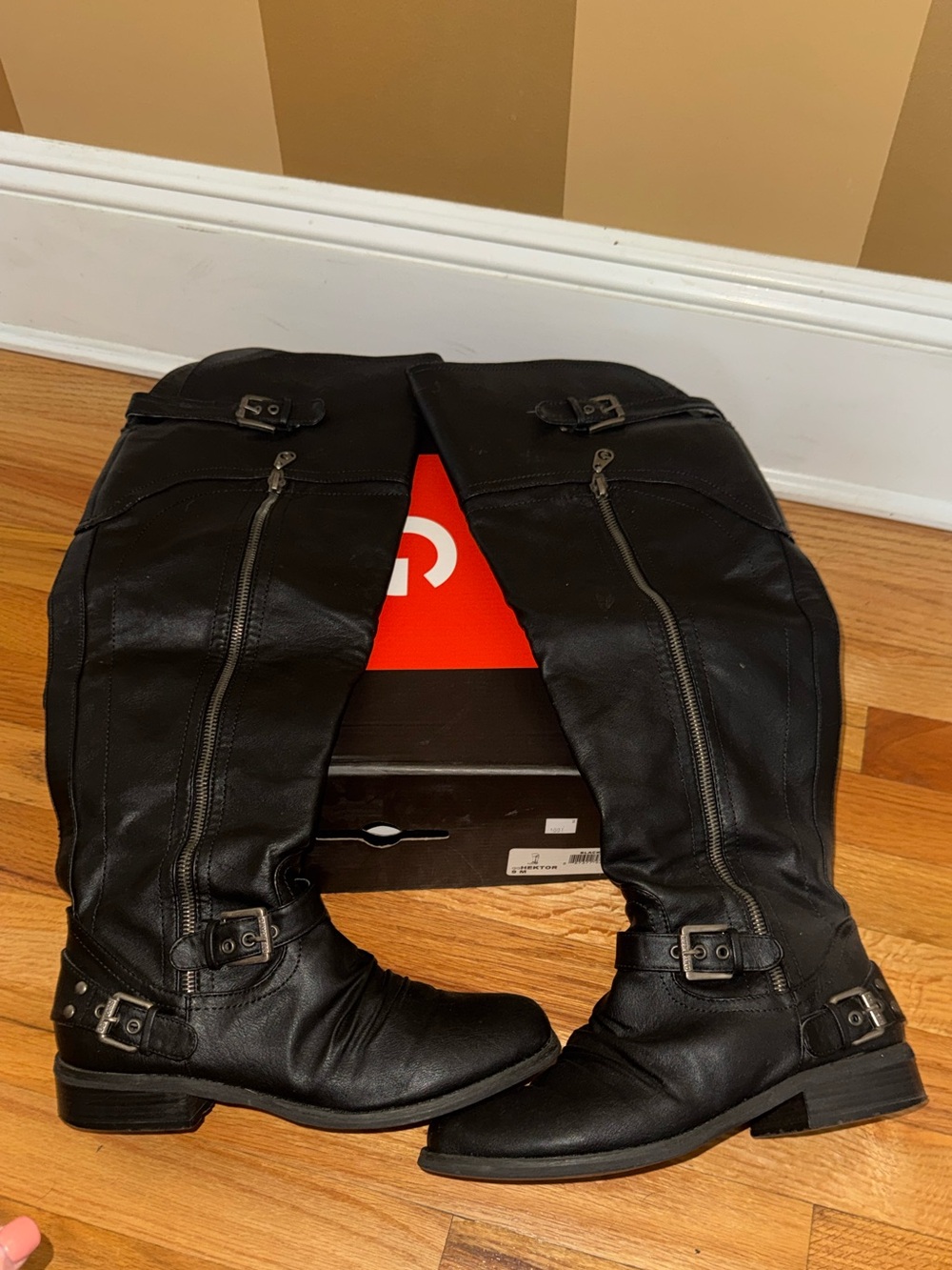 G by Guess Black Women's Knee-High Buckle Riding Boots Sz 9